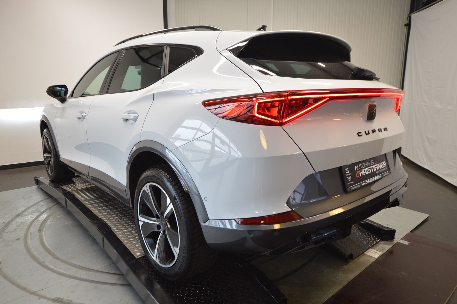 Cupra Formentor 2.0 TDI 4Drive - Samsaru's Car Outlet