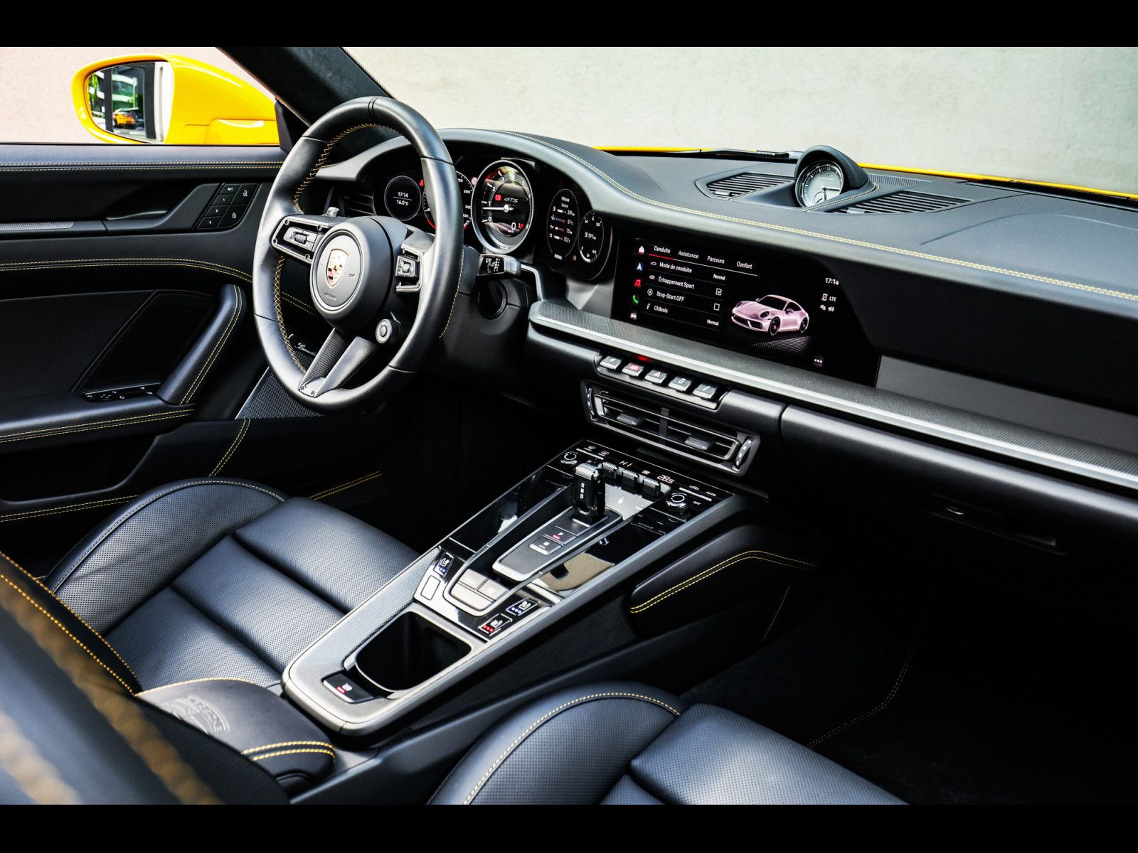 Porsche 911 992.1 CARRERA 4 GTS COUPE PDK°PTS°MANUFAKTUR