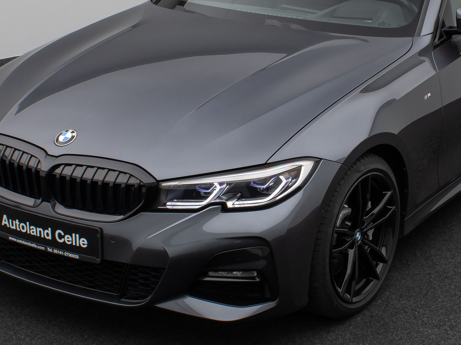 BMW 330i xD M Sport - Samsaru's Car Outlet