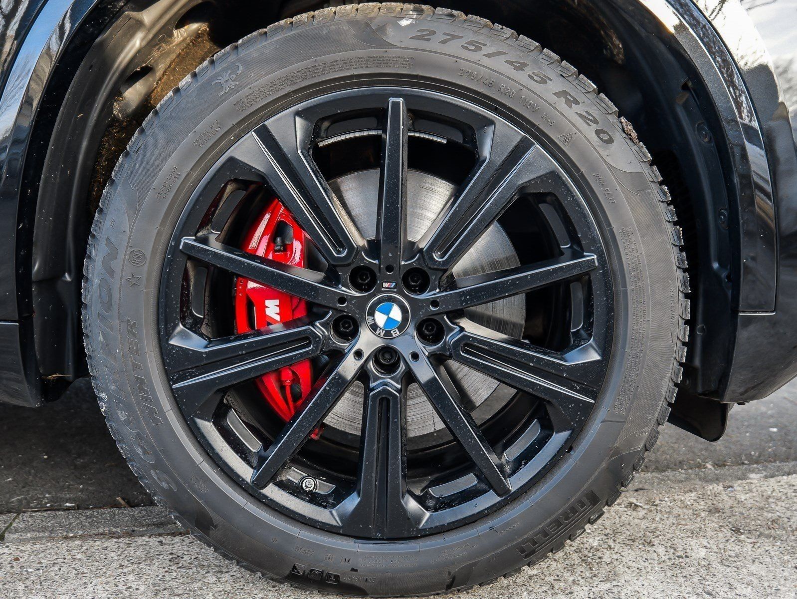 BMW X5 xDrive40d MSport + Pano + AHK + H/K + 22"