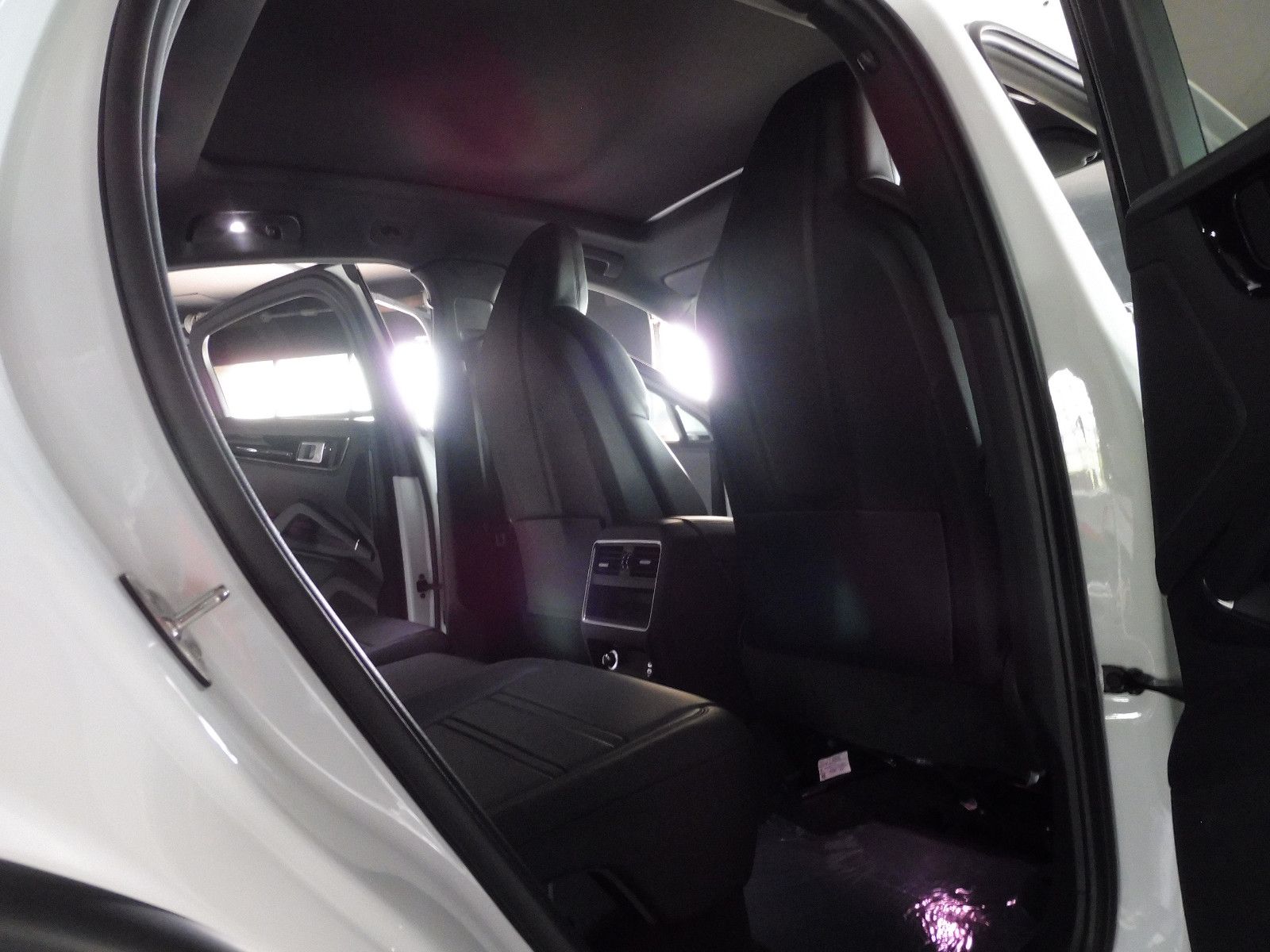 Porsche Cayenne Coupe E-Hybrid Approved/360°/Spur/Pano