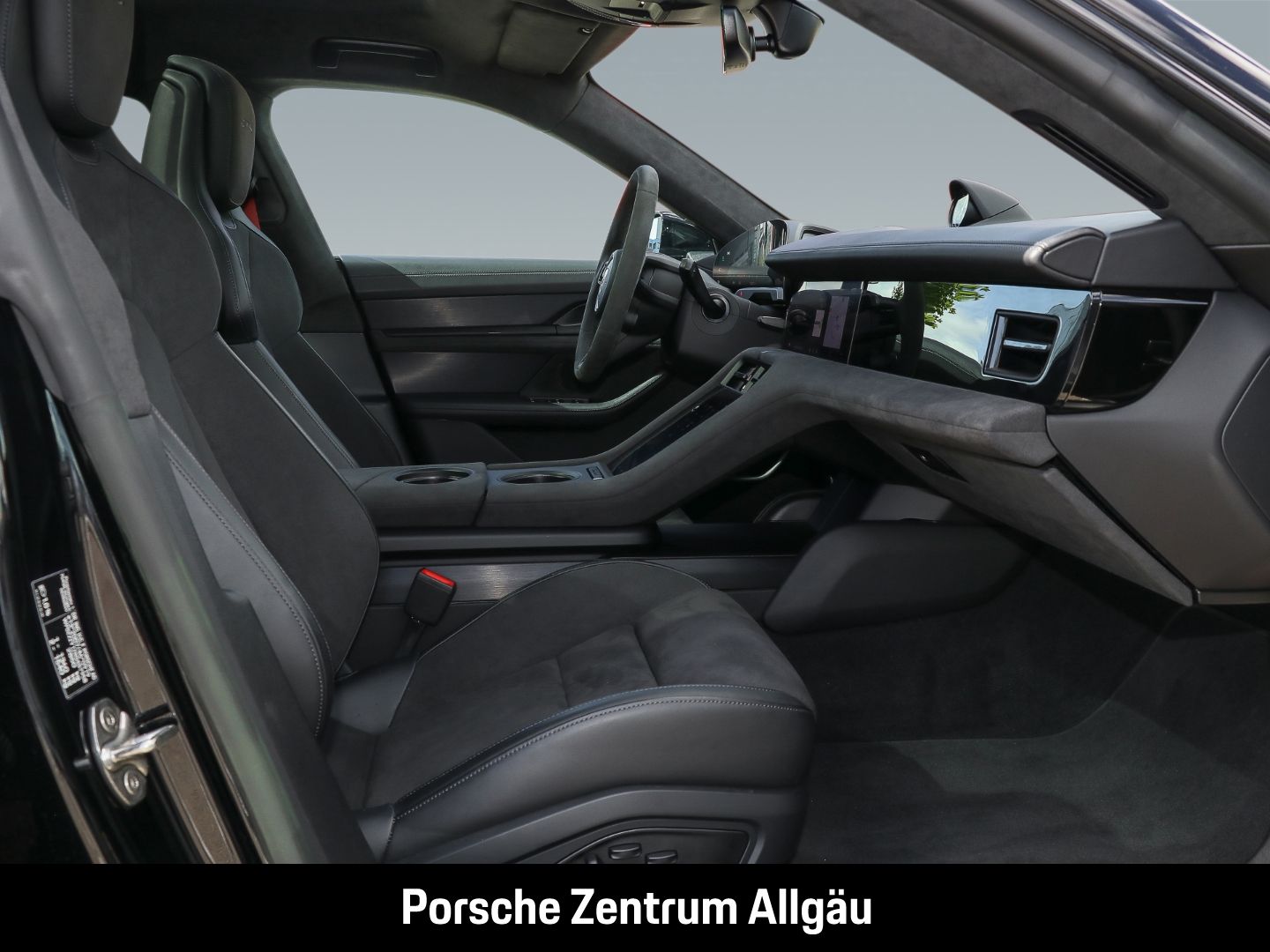 Porsche Taycan GTS BOSE Luftfederung Panorama InnoDrive