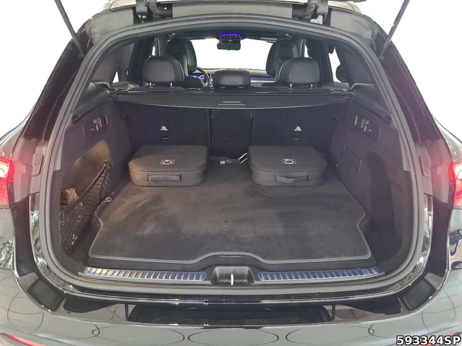 Mercedes-Benz GLC 300 de 4M AMG  Night Pano AHK Memory 20LM .