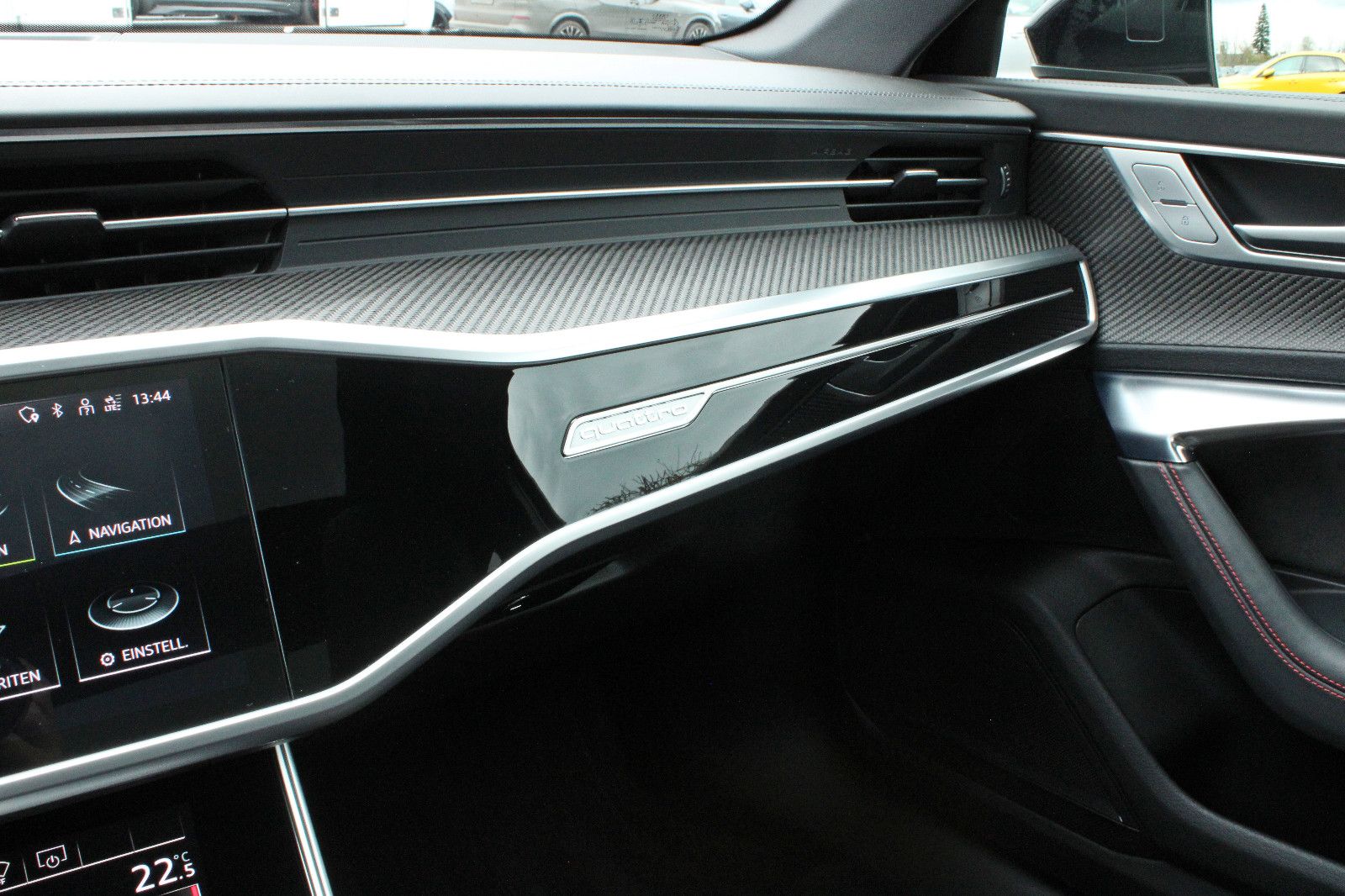 Audi RS6 Avant BLACK AHK PANO LASER HUD 280km/h LUFT