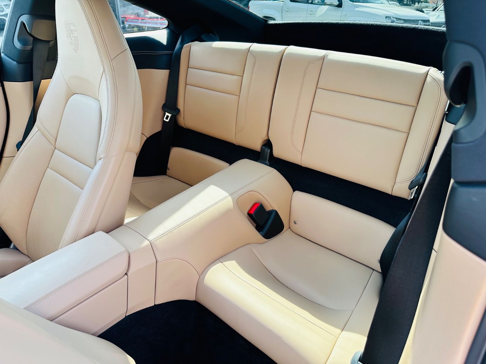 Porsche 911 Carrera 4S - Samsaru's Car Outlet