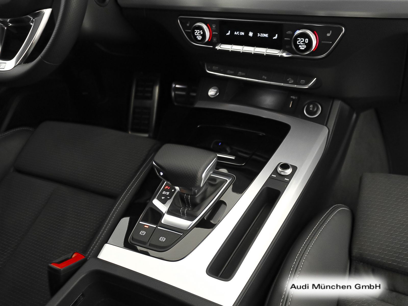 Audi Q5 40 TDI qu. S tronic S line Pano/AHK/B&O/Matri