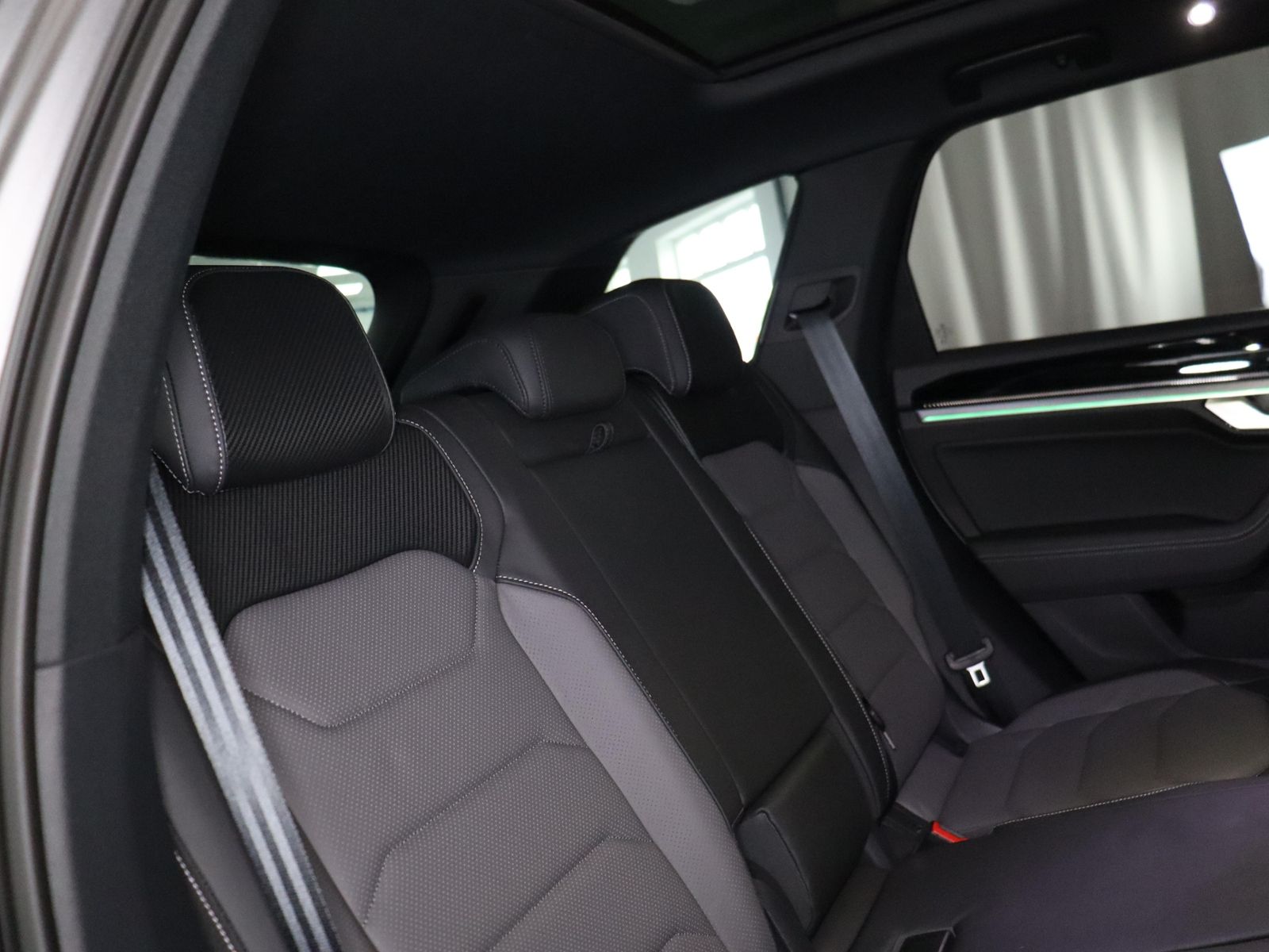 Volkswagen Touareg R-Line Black Style 3.0TDI 584,-ohne Anza