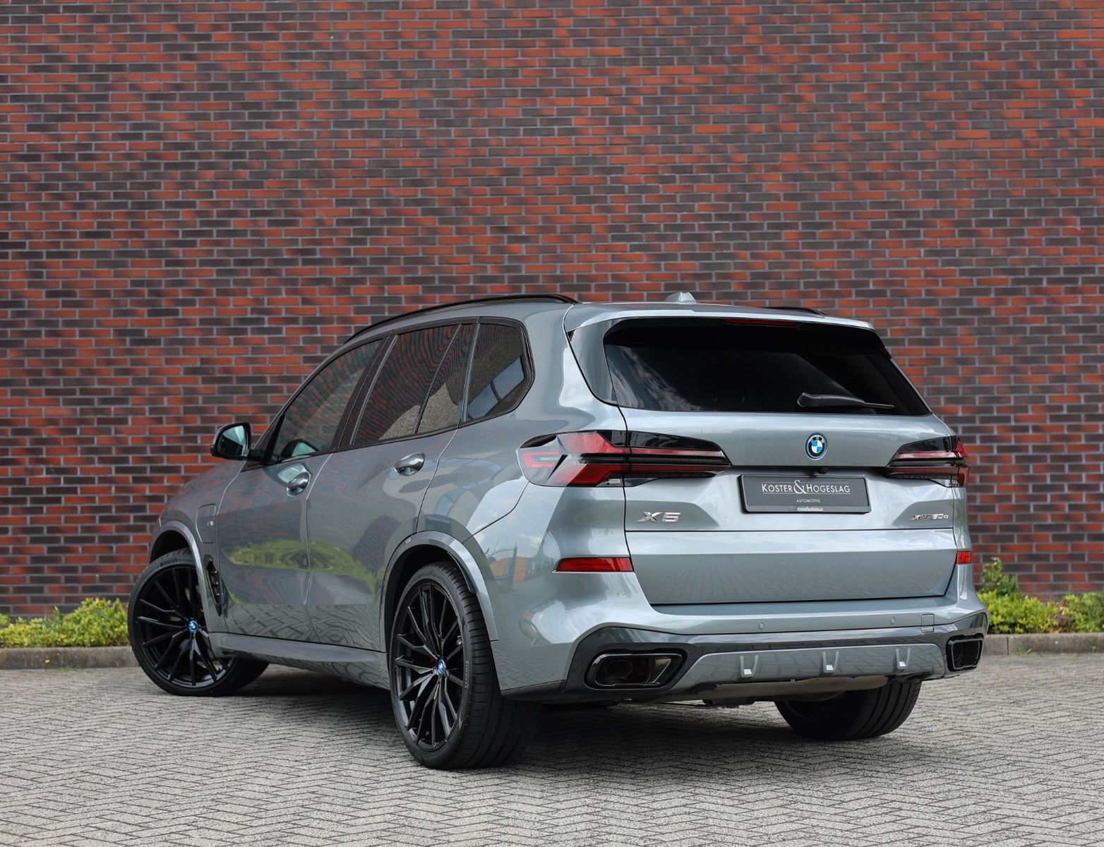 BMW X5 50e xDrive*AHK*SoftClose*Aktivlenkung*H/K*