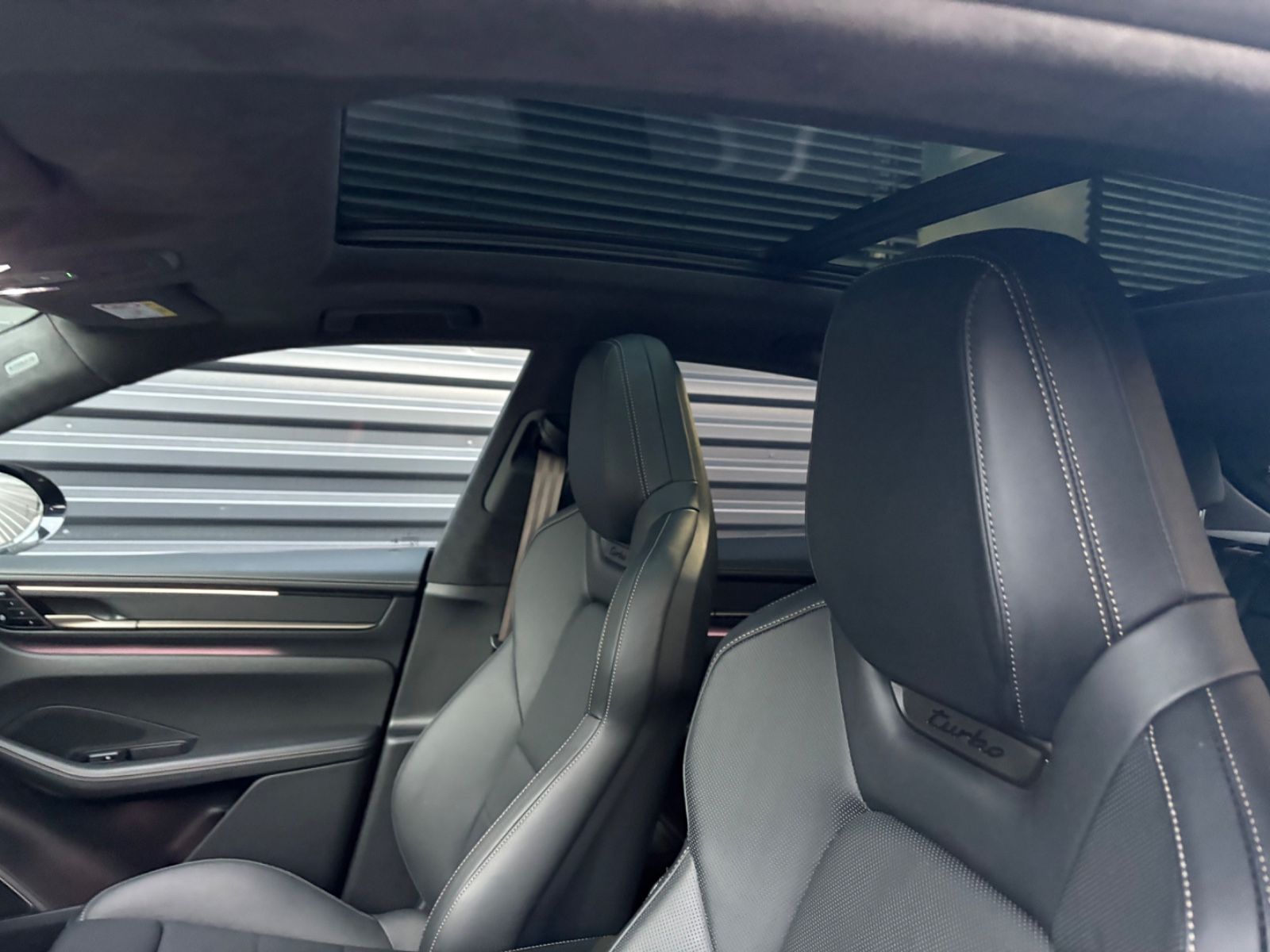 Porsche Macan E Turbo - Samsaru's Car Outlet