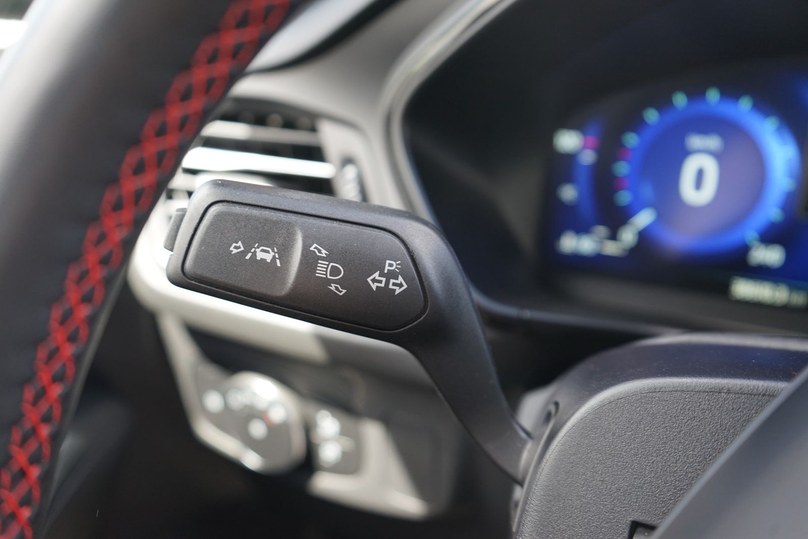 Ford Focus 1.5 EcoBlue ST-Line Aut. LED ACC Kamera