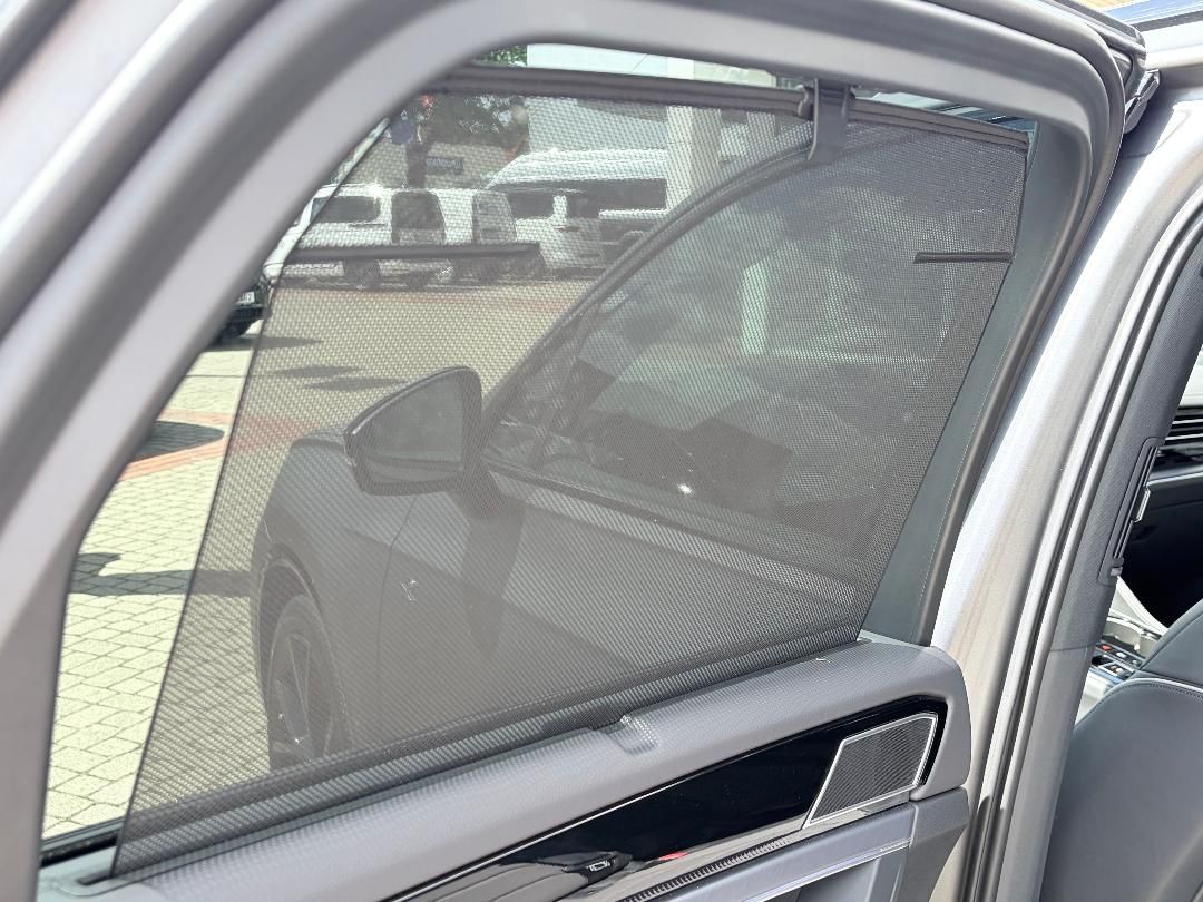 Volkswagen Touareg 3.0 V6 TDI 4x4 R-Line *Vollausstattung*