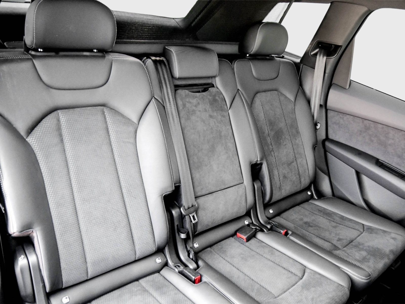 Audi Q7 S line 55 TFSI e Ass+ HDMatrix Pano B&O HuD