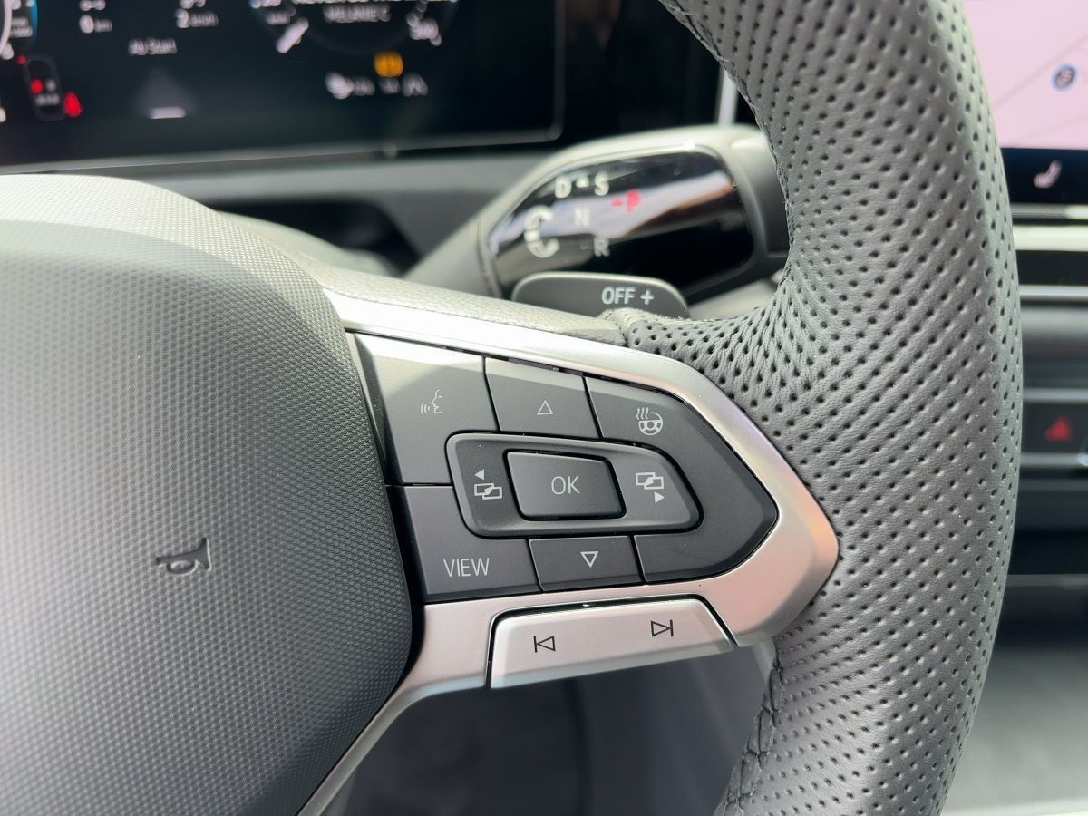 Volkswagen Tiguan R-Line 1,5 l eHybrid DSG AHZV NAVI