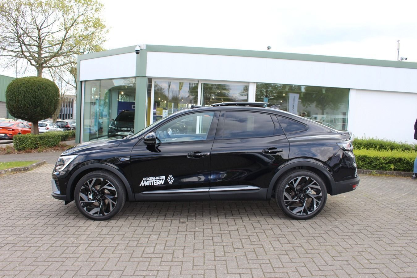 Renault Arkana E-Tech 145 Full Hybrid - Samsaru's Car Outlet