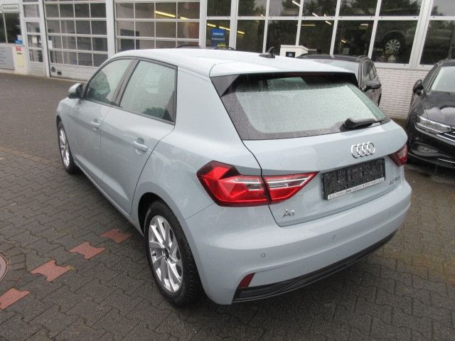 Audi A1 Sportback Advanced 1.0 TFSI S tronic KLIMA KA