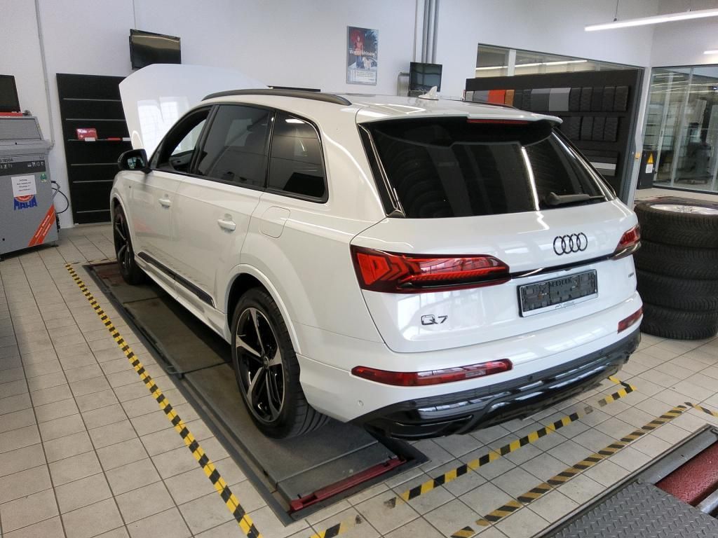 Audi Q7 55TFSie 2x S LINE/BLACK/ACC/HuD/PANO/S-SITZE