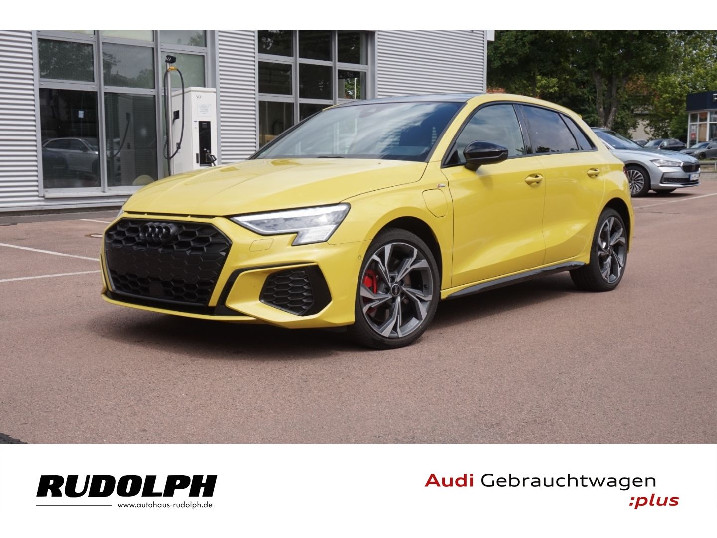 Audi A3 Sportback S line 45 TFSIe S-tronic - Samsaru's Car Outlet