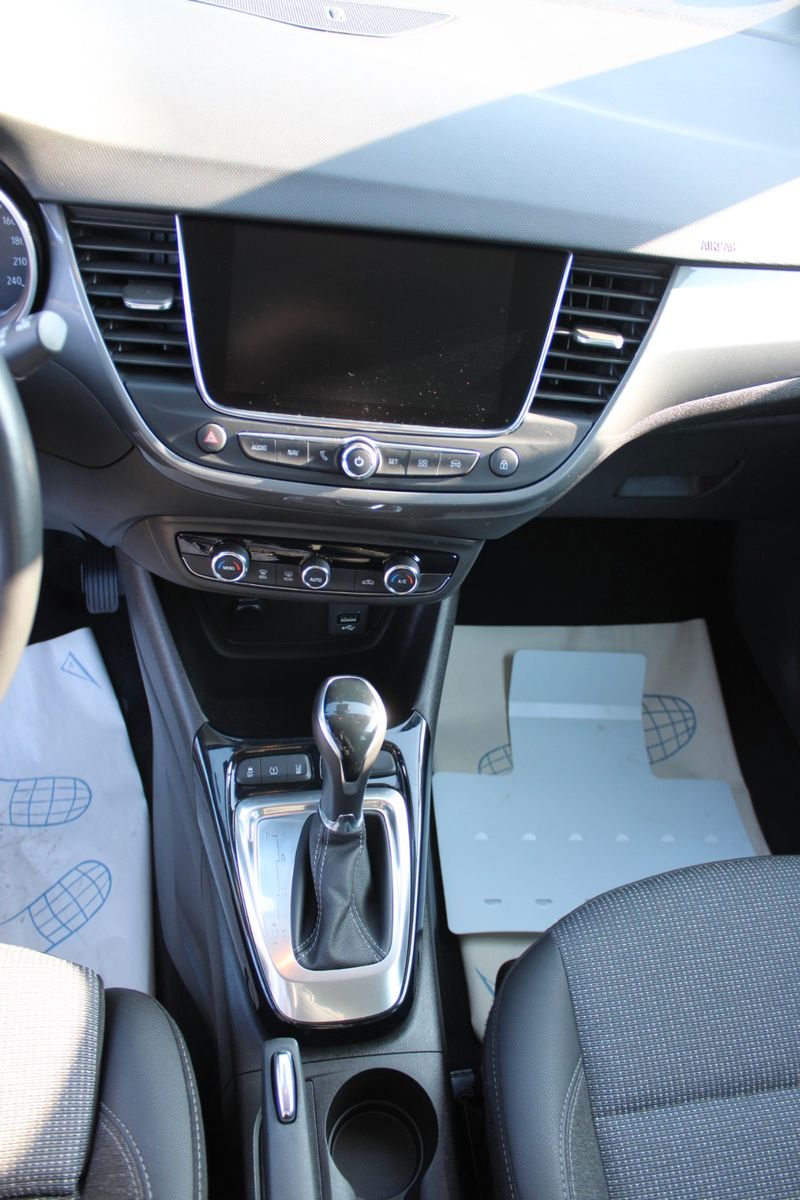 Opel Crossland - Samsaru's Car Outlet