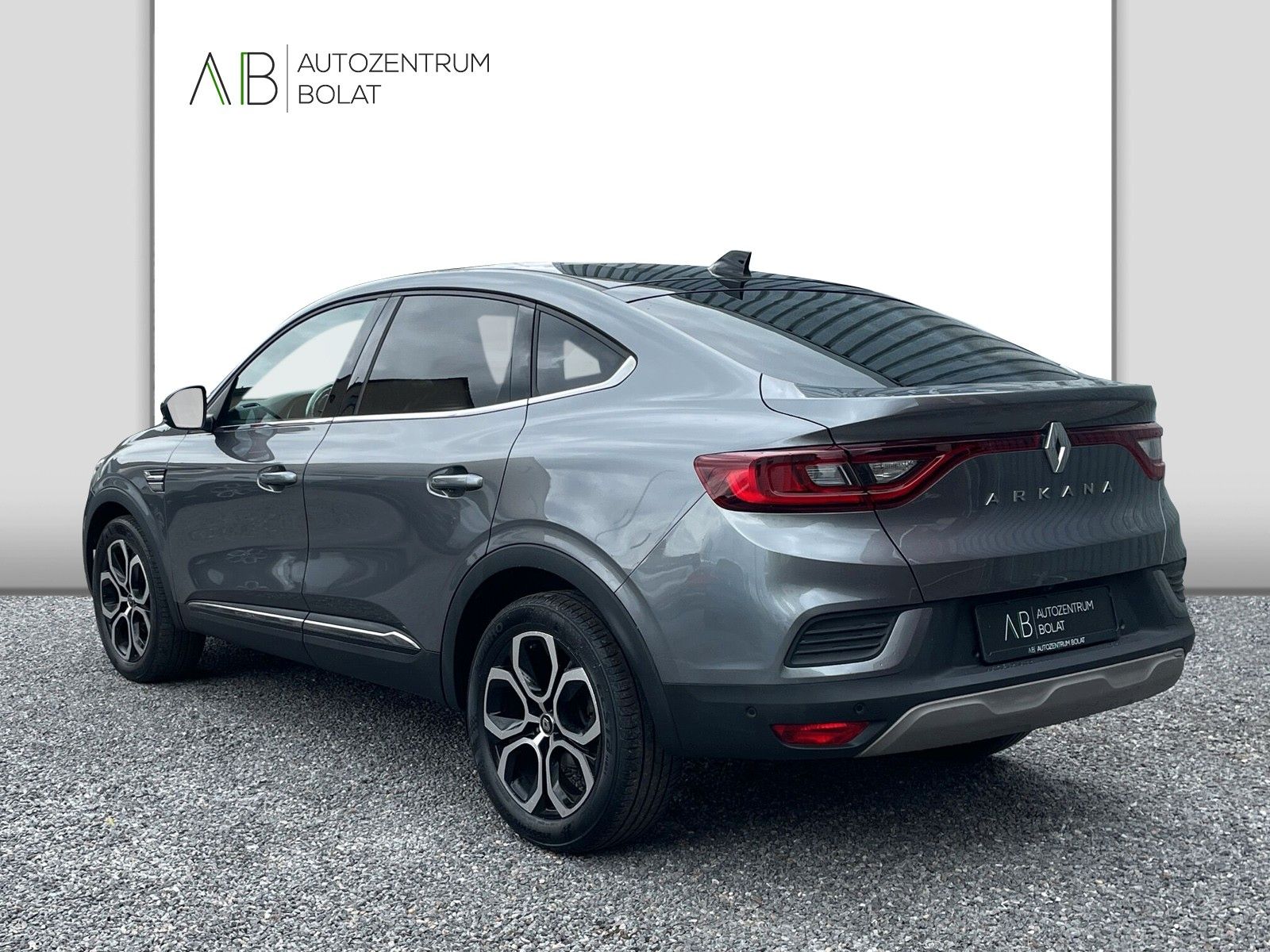 Renault Arkana Techno - Samsaru's Car Outlet