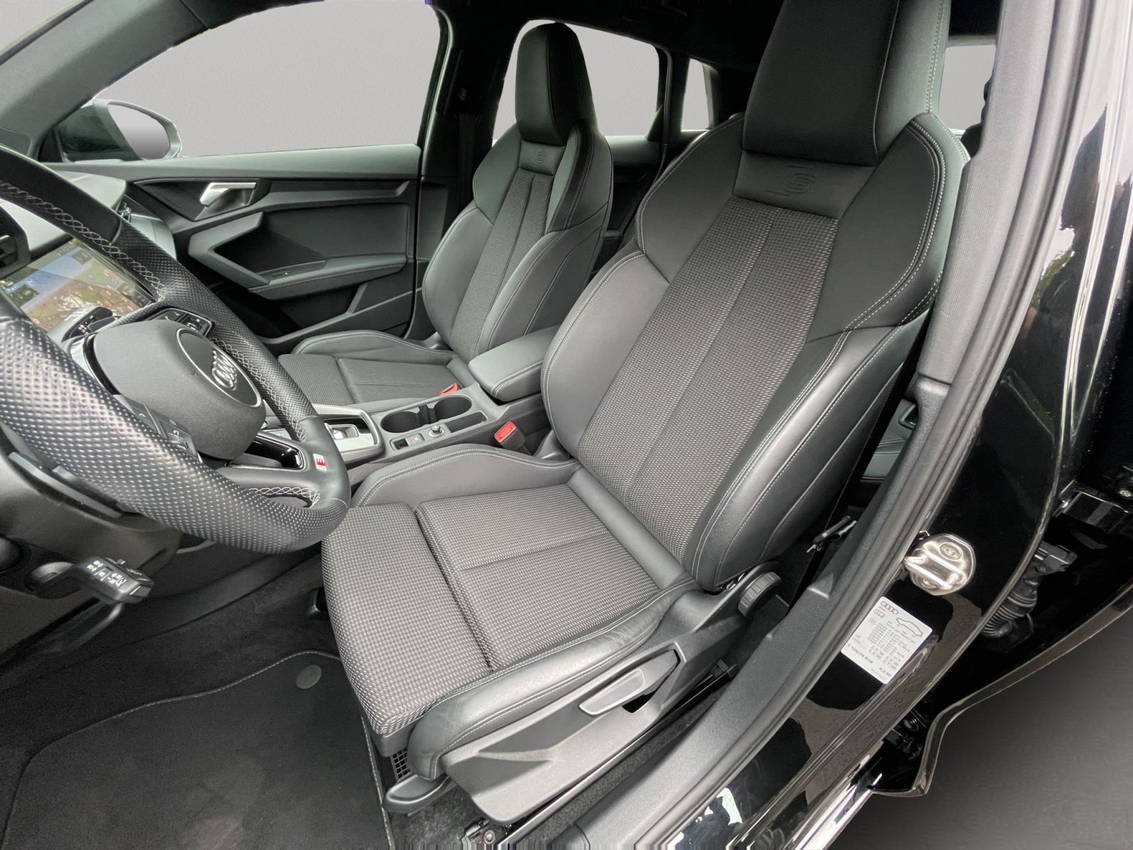 Audi A3 Sportback 30 TFSI LED Navi PDC+ Teilleder