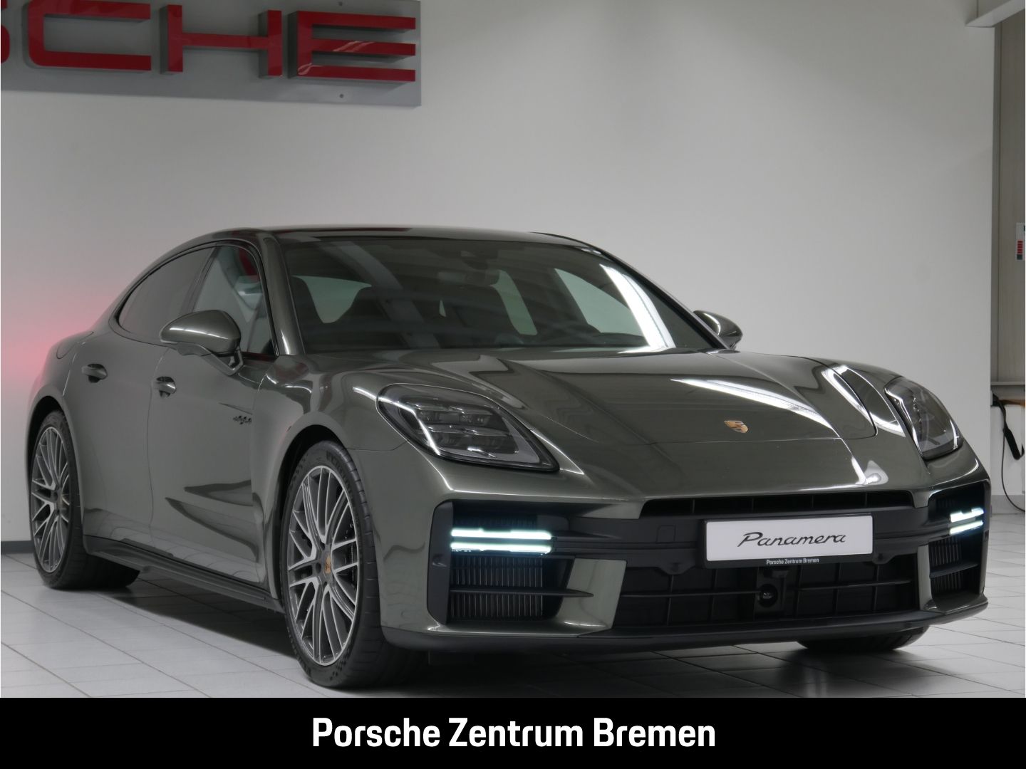 Porsche Panamera 4 E-Hybrid Luftfederung  Panodach Memor
