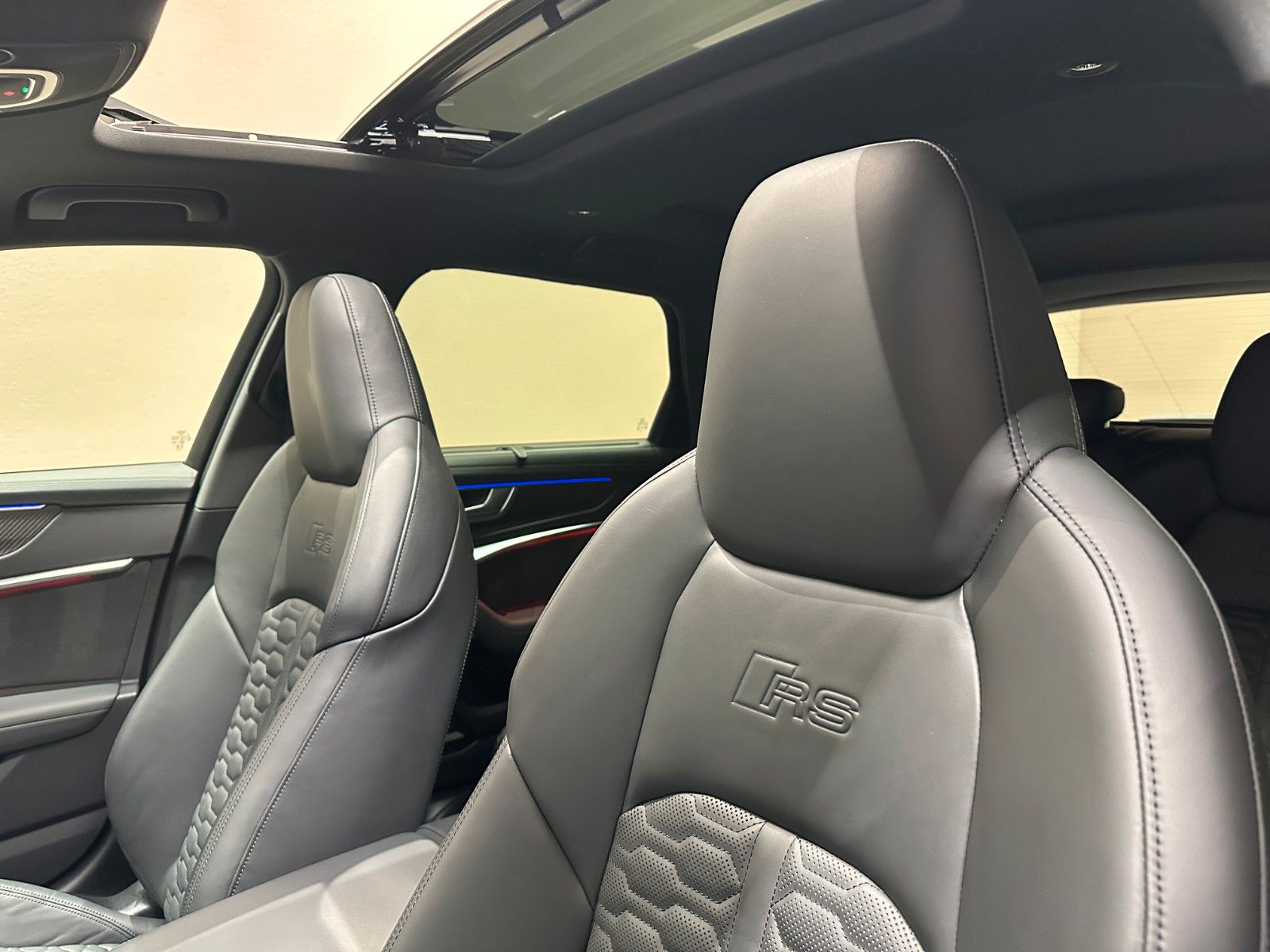 Audi RS6 Avant 4.0 TFSI quattro *1.HAND*KERAMIK*PANO*