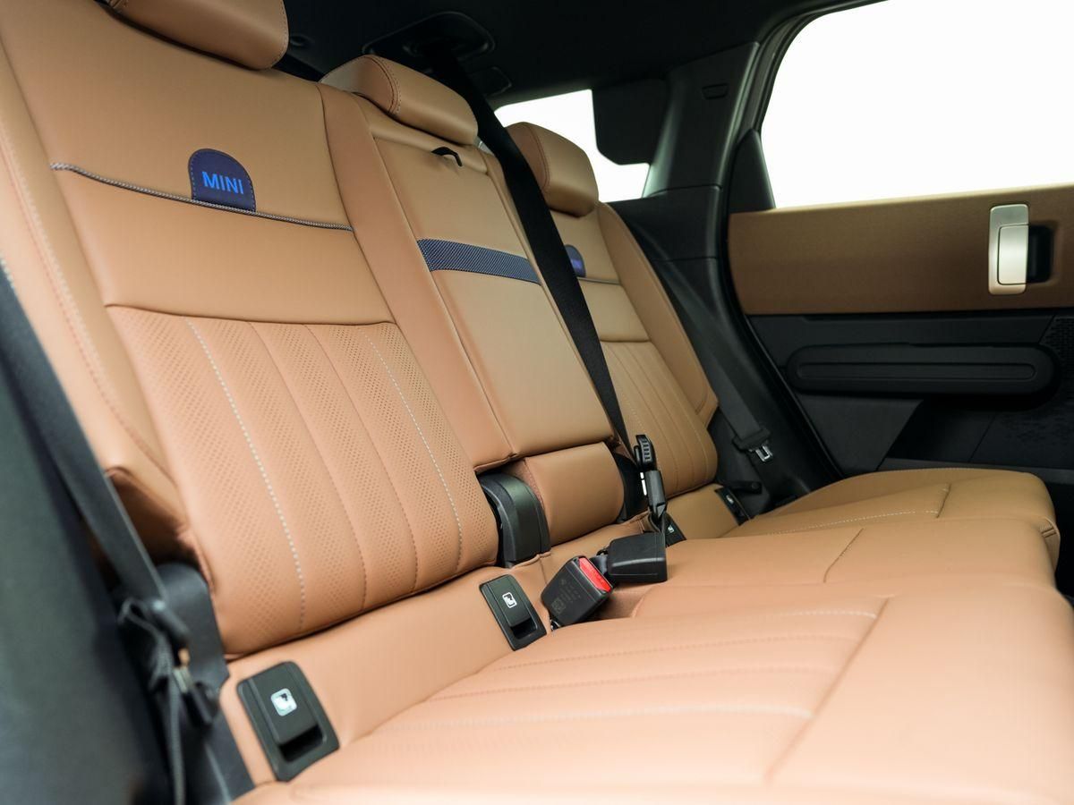 MINI Countryman C Favoured-T Paket XL - Samsaru's Car Outlet