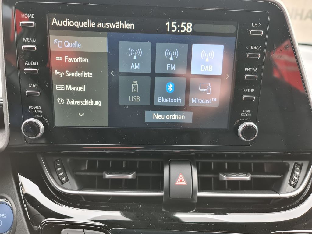 Toyota C-HR Hybrid Flow - Samsaru's Car Outlet