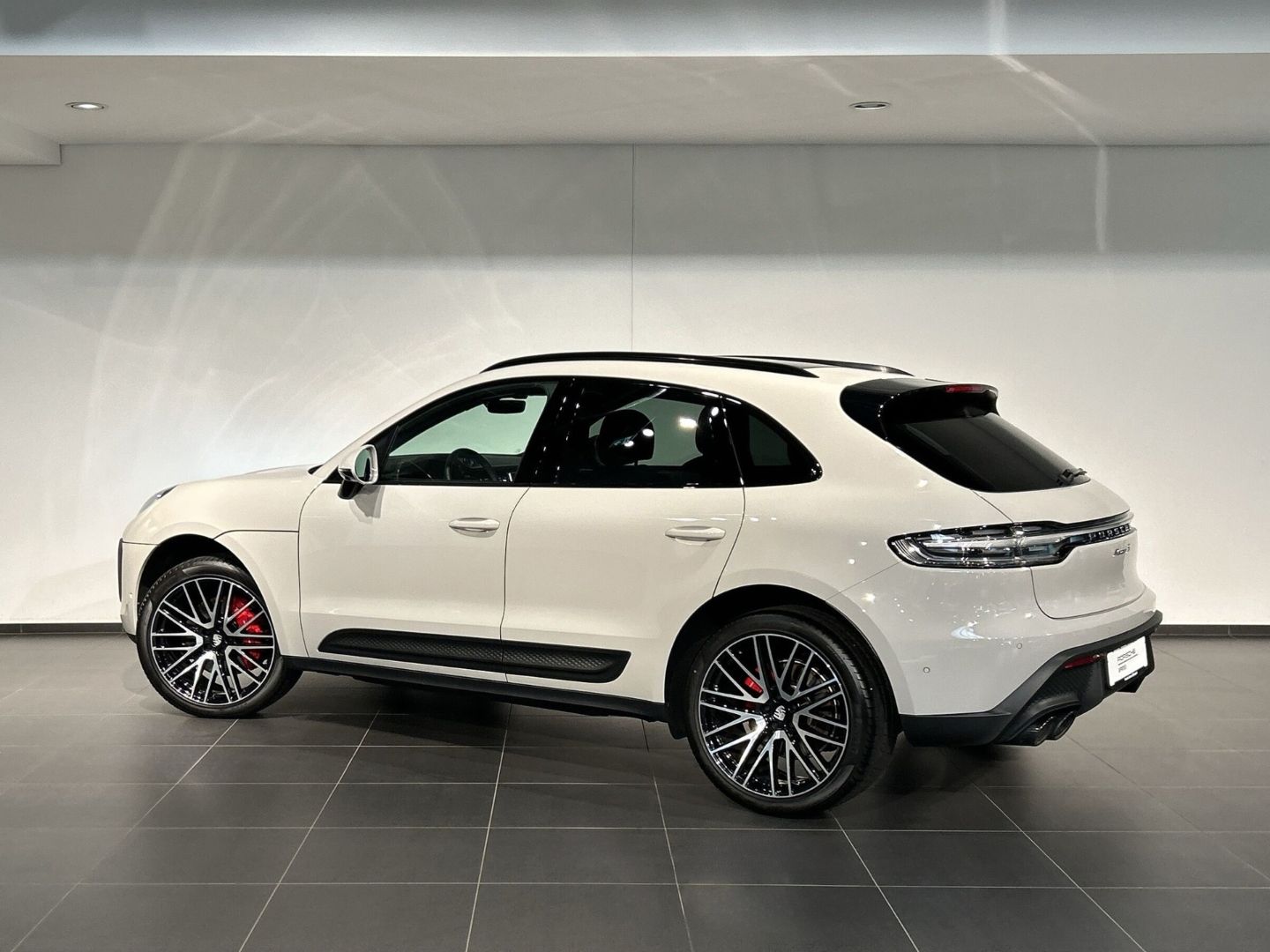 Porsche Macan S Kreide BOSE Sportabgasanlage Panorama