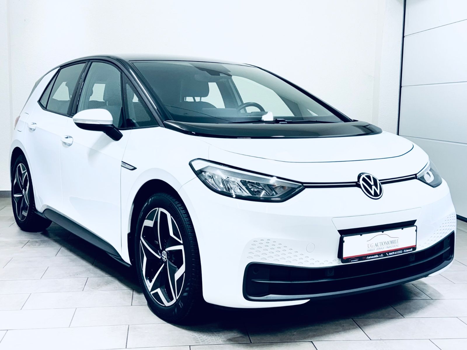 Volkswagen ID.3 Pro Performance 150 kW Life - Samsaru's Car Outlet