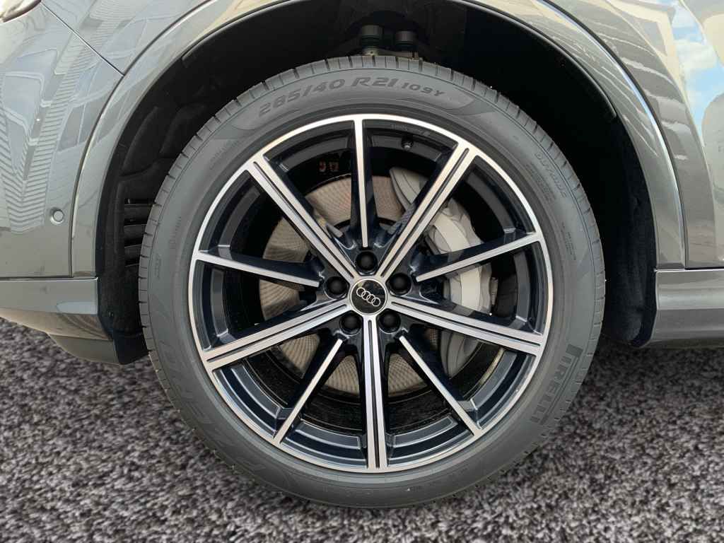 Audi Q7 55 TFSIe S line ALLRADLENK*OPTIK*PANO*AHK*360