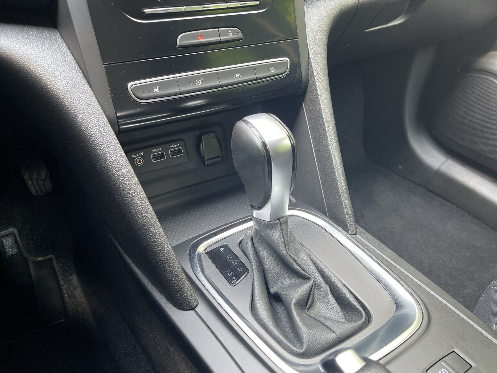 Renault Megane 1.3 TCE AT Business - Samsaru's Car Outlet