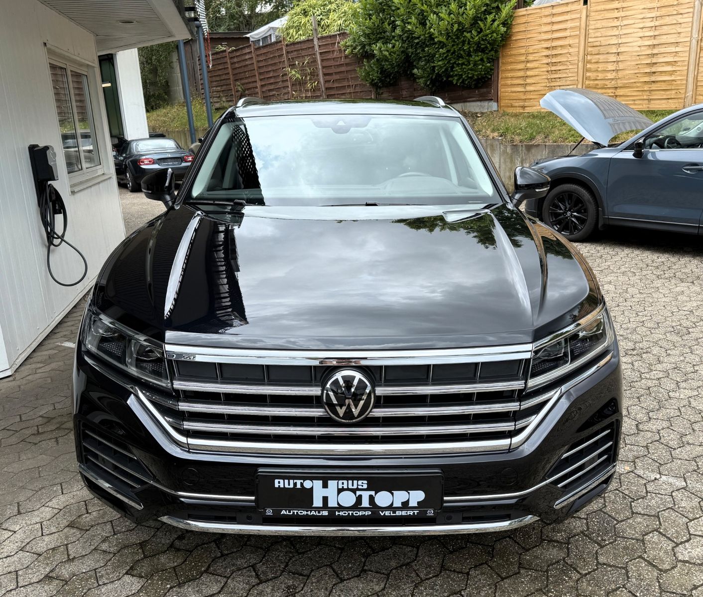 Volkswagen Touareg Elegance 4Motion TDI - Samsaru's Car Outlet