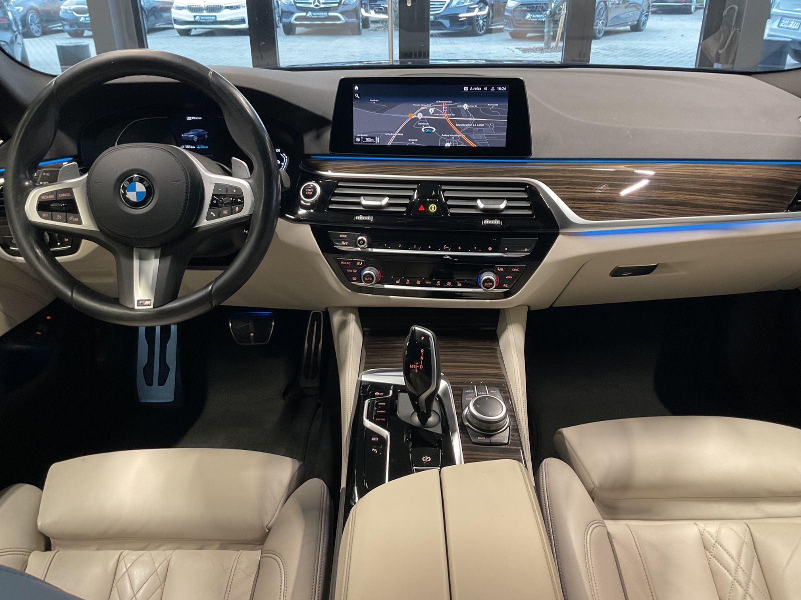 BMW 545e xDr. M Paket Exclusivleder HuD Laserl.