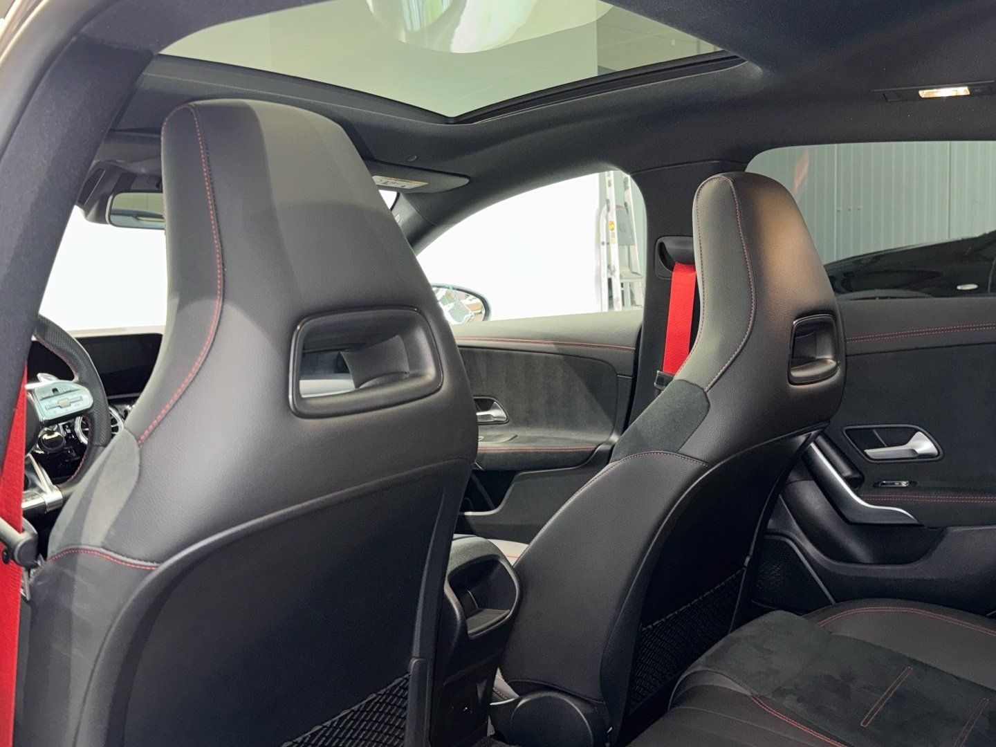 Mercedes-Benz CLA 35 AMG - Samsaru's Car Outlet