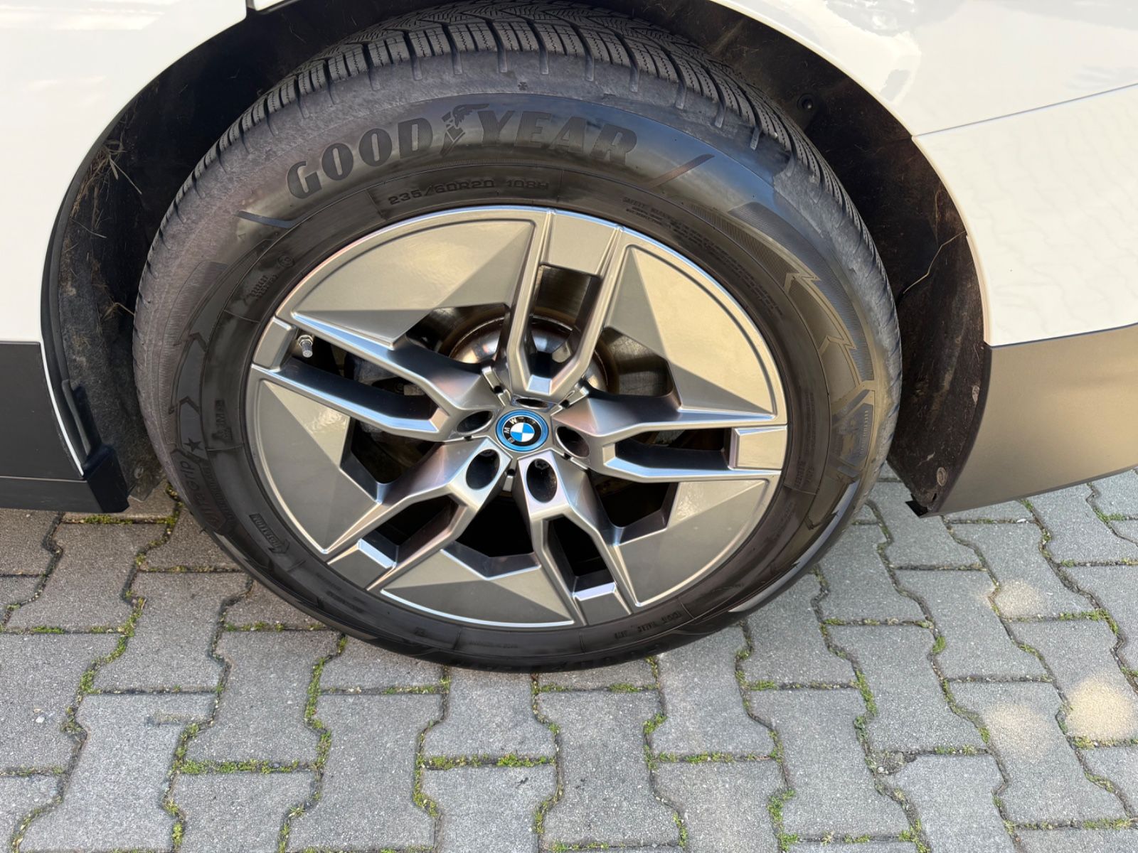 BMW iX 40 xDrive*Head Up*360Kamera*Harmann*Komfortzu