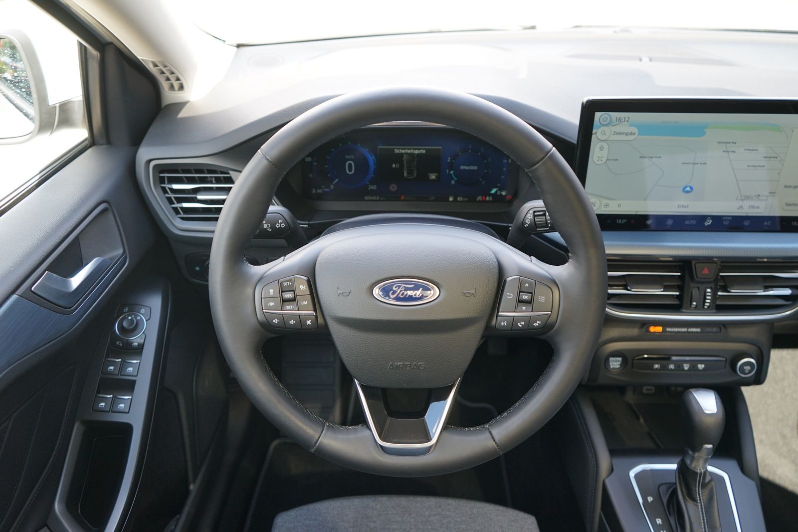 Ford Focus Turnier 1.0 M-Hybrid Active X Aut. LED
