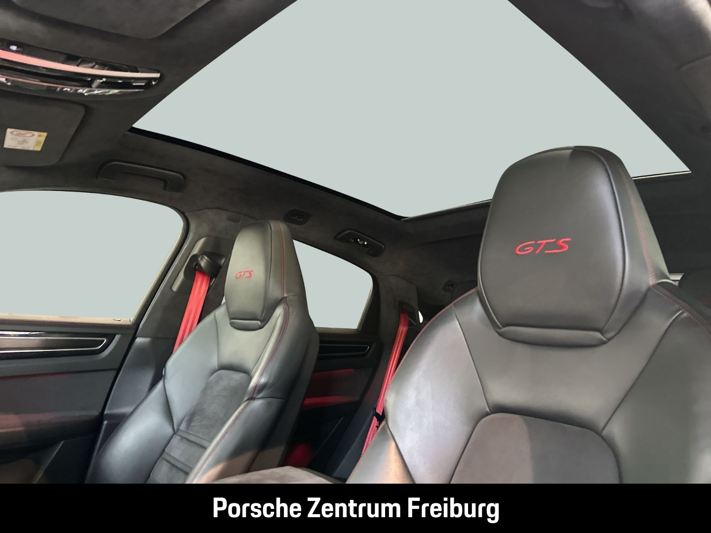 Porsche Cayenne GTS Coupe BOSE Sportabgasanlage LED