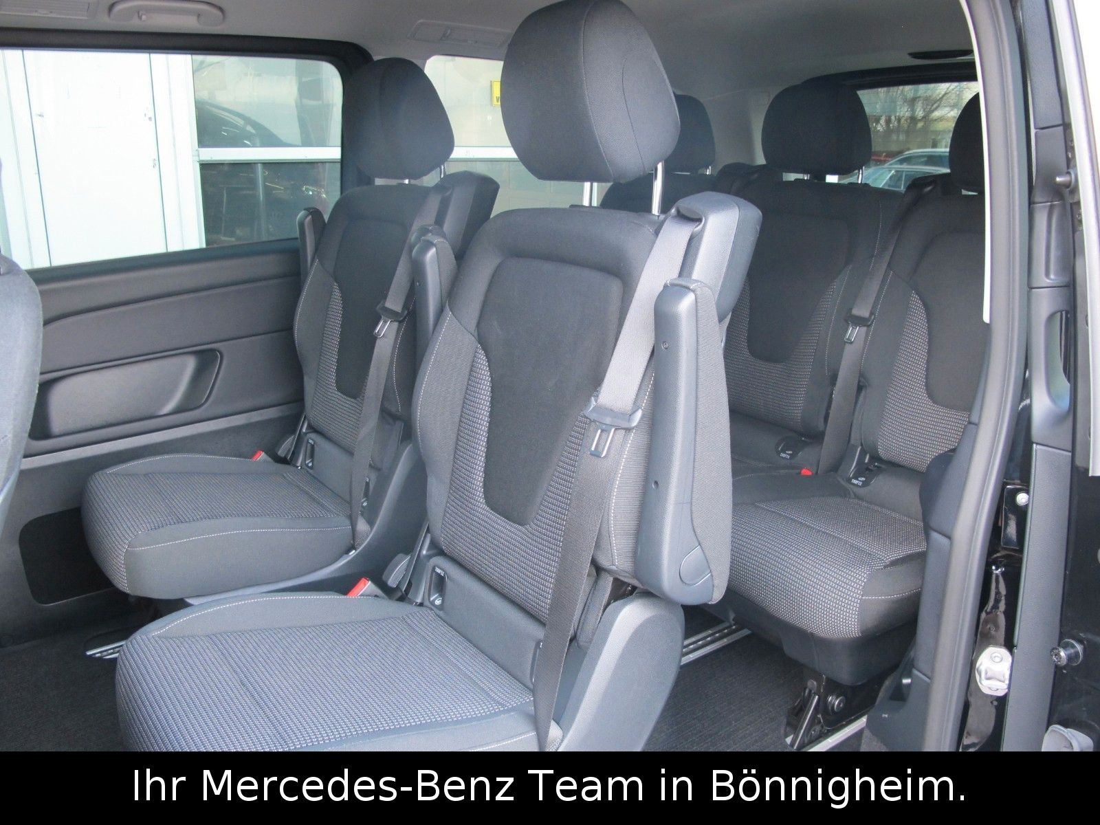 Mercedes-Benz V 250 d EDITION lang - Samsaru's Car Outlet