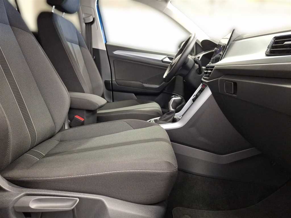Volkswagen T-Roc Life 1.5 TSI DSG - Samsaru's Car Outlet