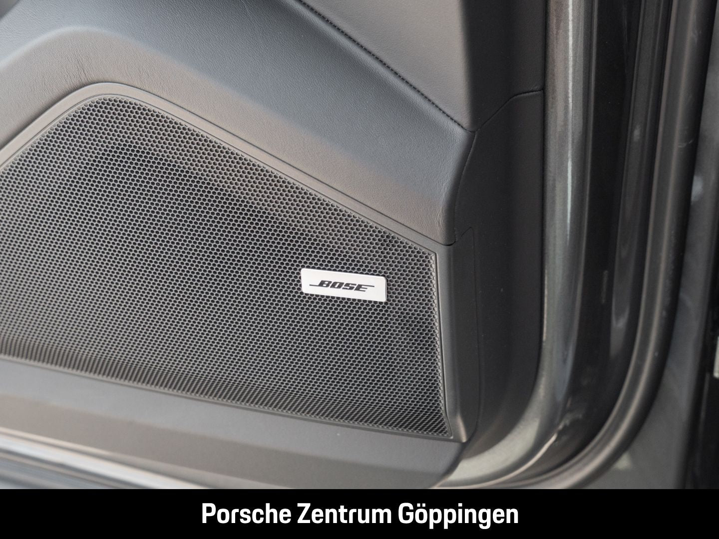 Porsche Cayenne E-Hybrid Sport-Chrono Panoramadach LED