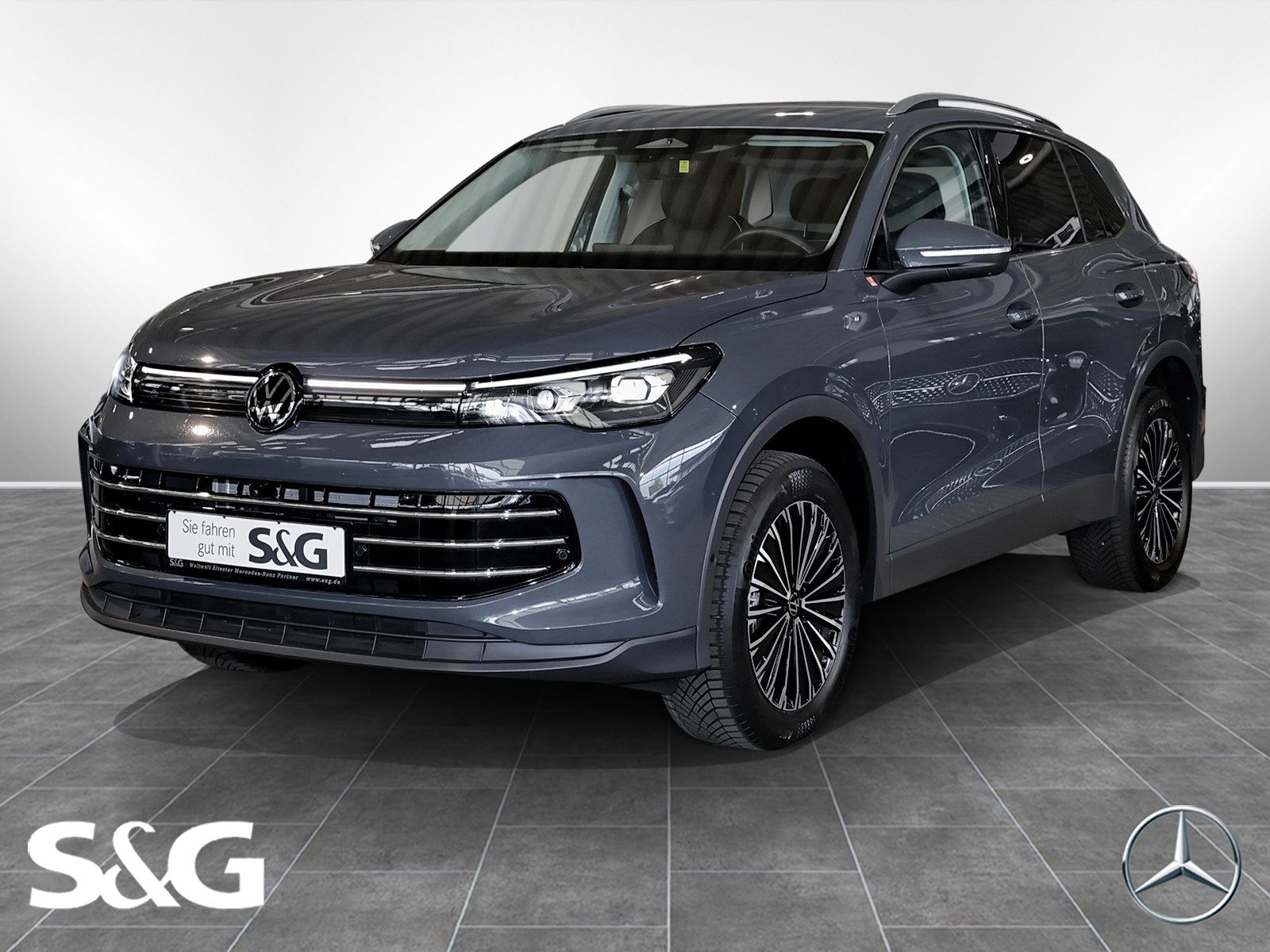 Volkswagen Tiguan AHK+ACC+KAMERA+TOTWINKEL+CARPLAY+LED+18"