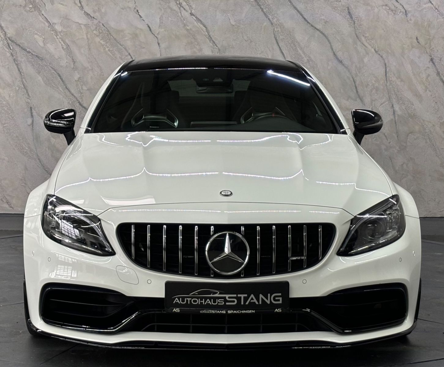 Mercedes-Benz C 63 S AMG - Samsaru's Car Outlet