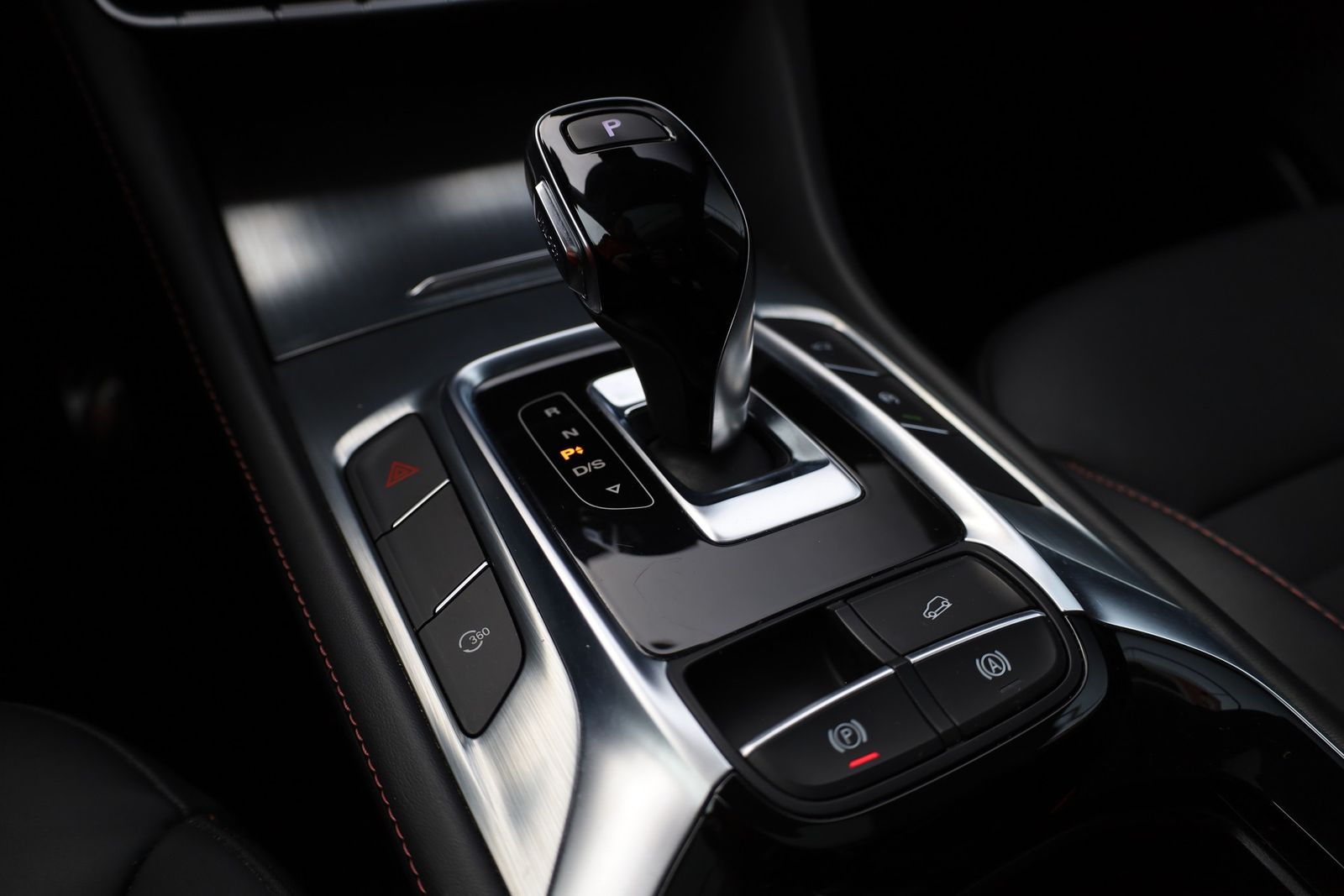 MG HS 1.5 T-GDI Luxury Aut. LED Navi Pano 360°
