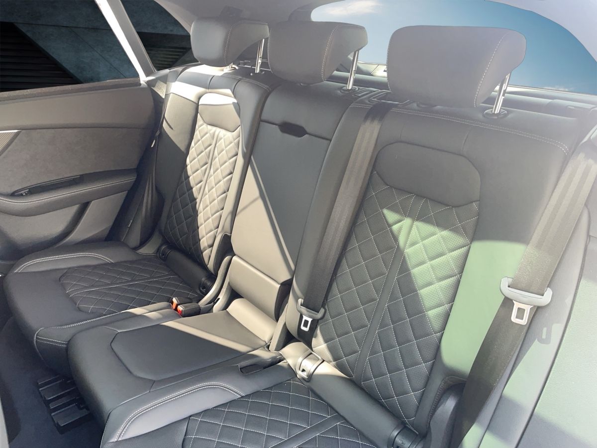 Audi Q8 50TDI quattro - Samsaru's Car Outlet