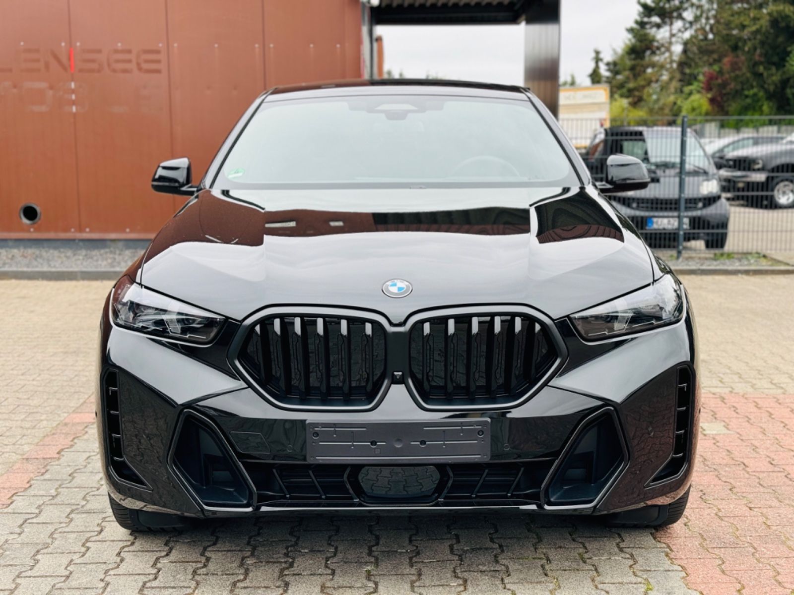 BMW X6 M Sport PRO - Samsaru's Car Outlet