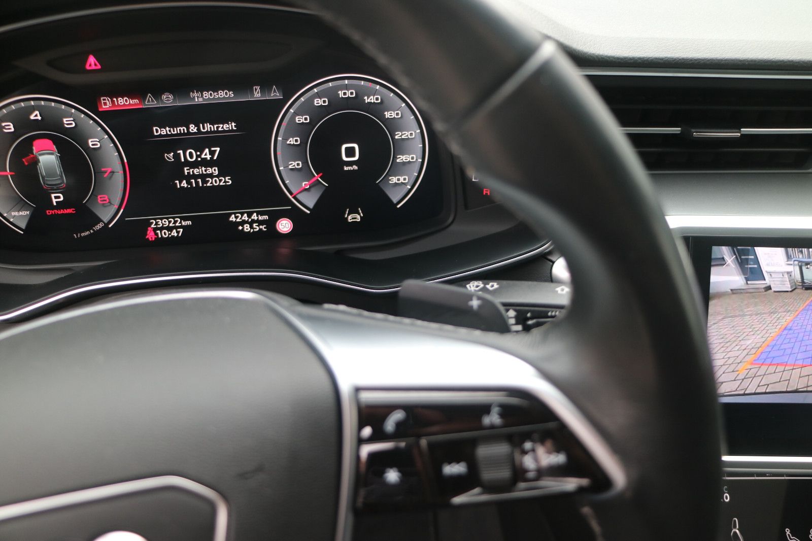 Audi A6 Avant 45 TFSI quattro S line-Pano-AHK-ACC