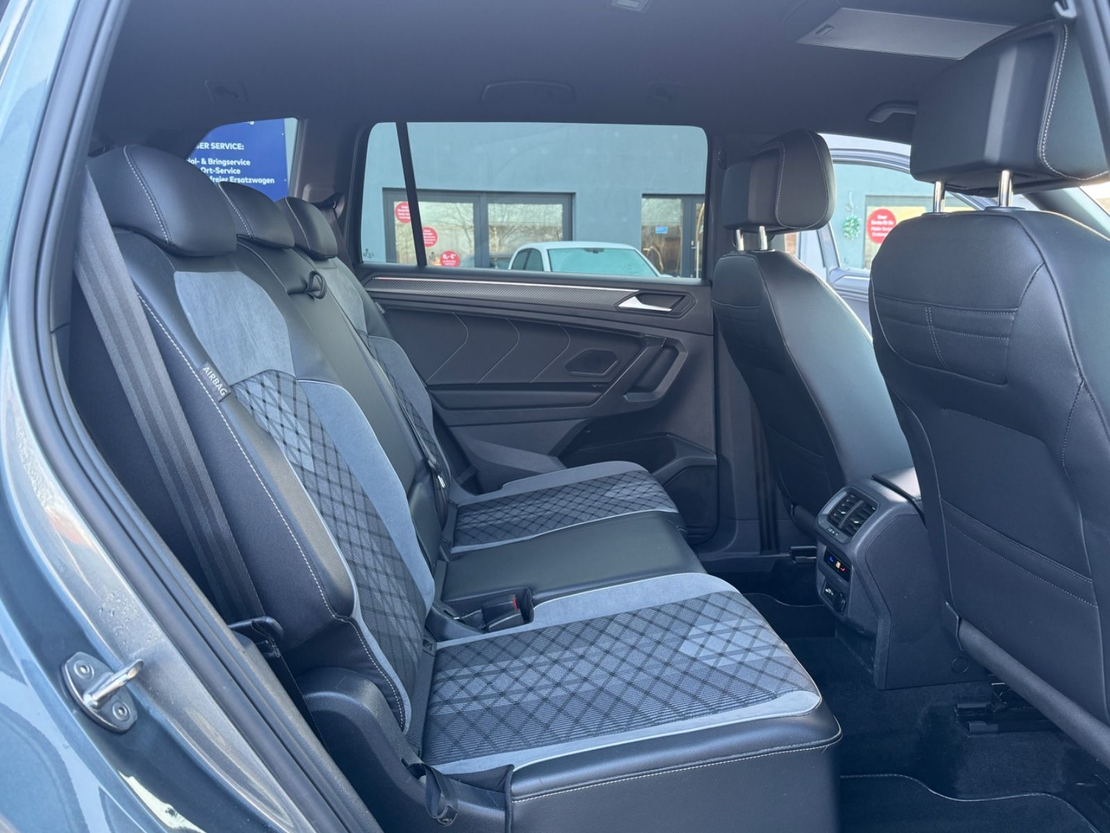 Volkswagen Tiguan Allspace R-Line 4M °B&S°AHK°R-Kamera°