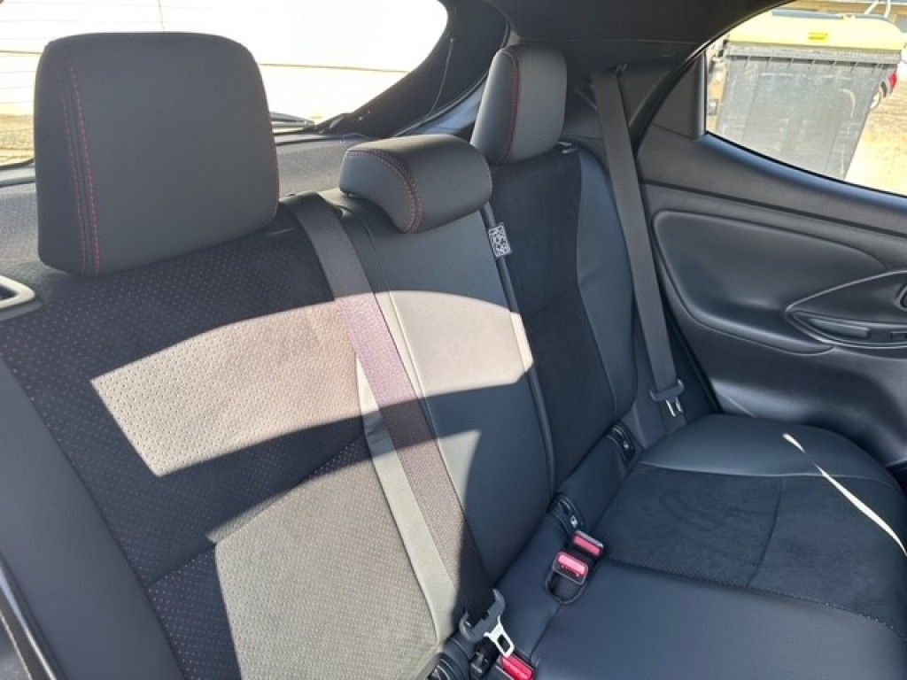 Toyota Yaris Hybrid 130 1.5 VVT-i GR SPORT (XPA1)