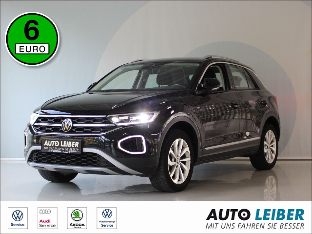 Volkswagen T-Roc 1.5 TSI ACT Style DSG - Samsaru's Car Outlet